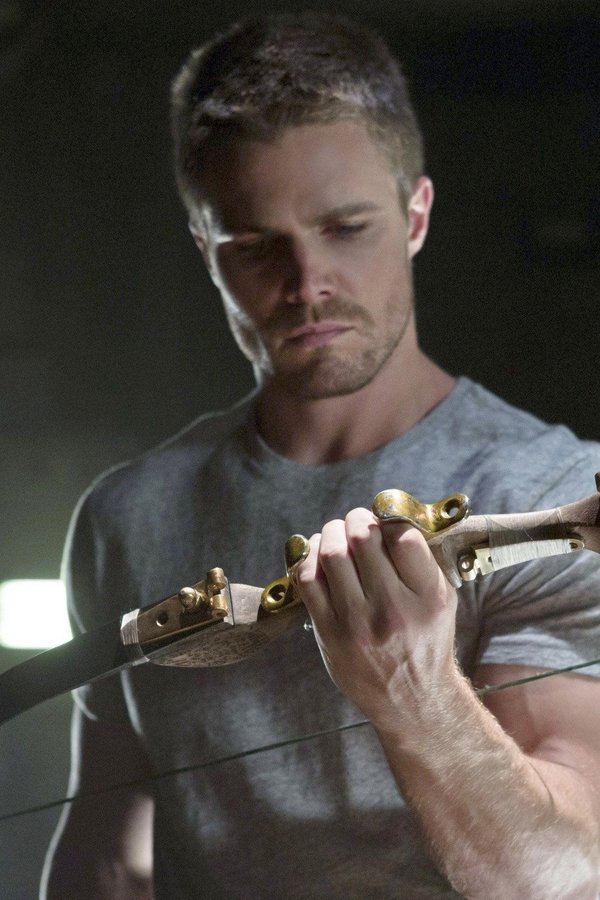 Arrow – S01E03 – Il killer solitario