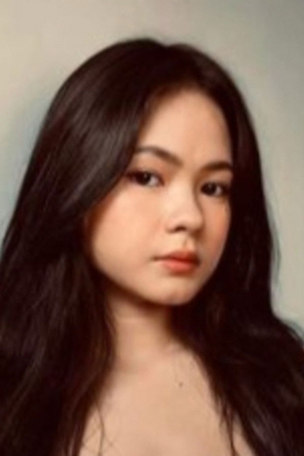 Rhed Bustamante's headshot