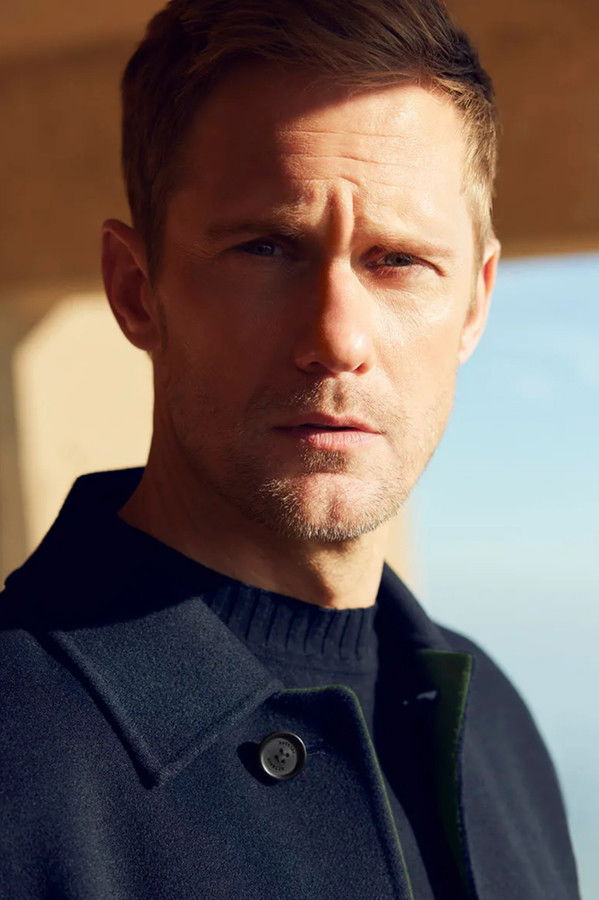 Alexander Skarsgård's headshot