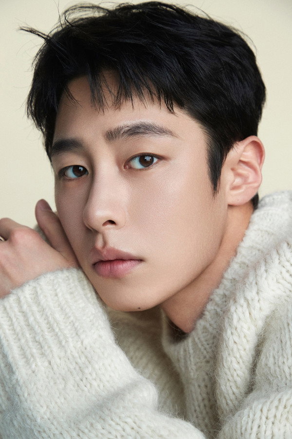 Lee Jae-wook's headshot