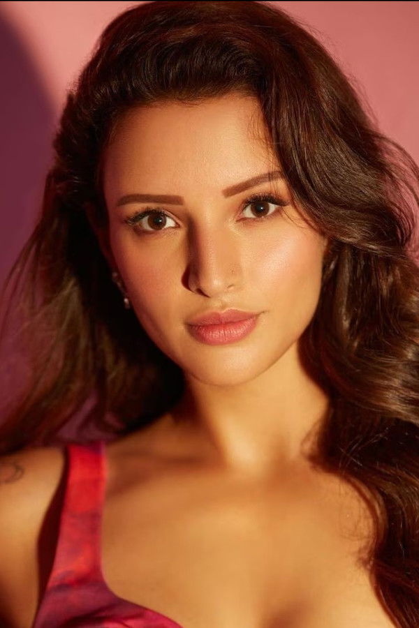 Triptii Dimri's headshot