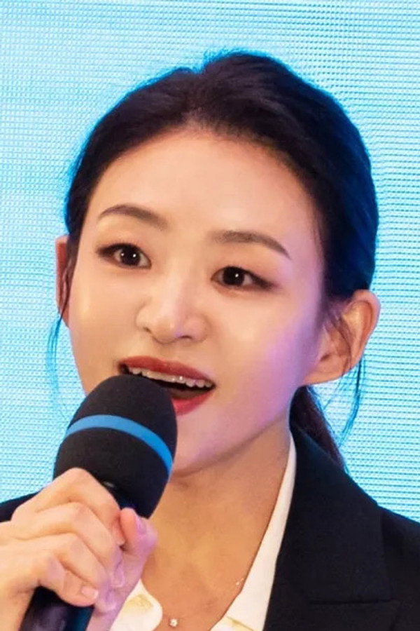 Kim Seo-young's headshot