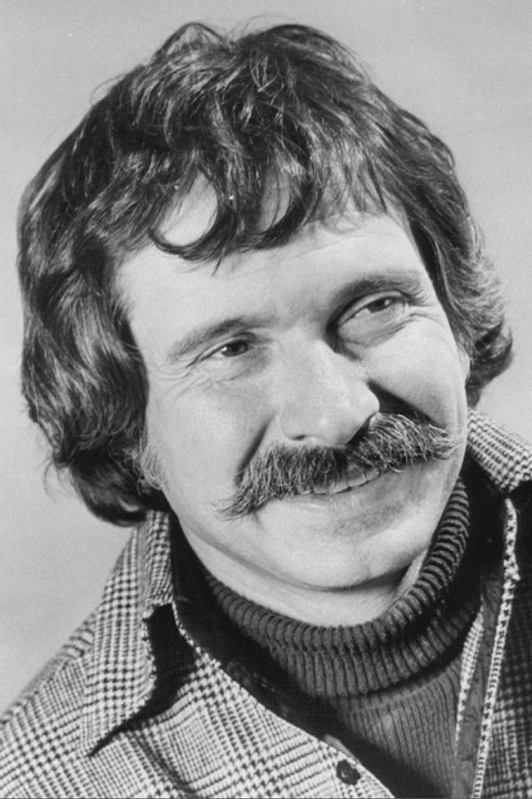 Dave Grusin's headshot