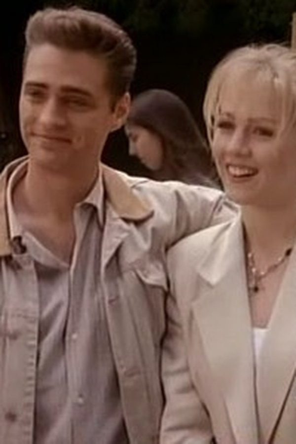 Beverly Hills 90210 – S04E22 – Episodio 22