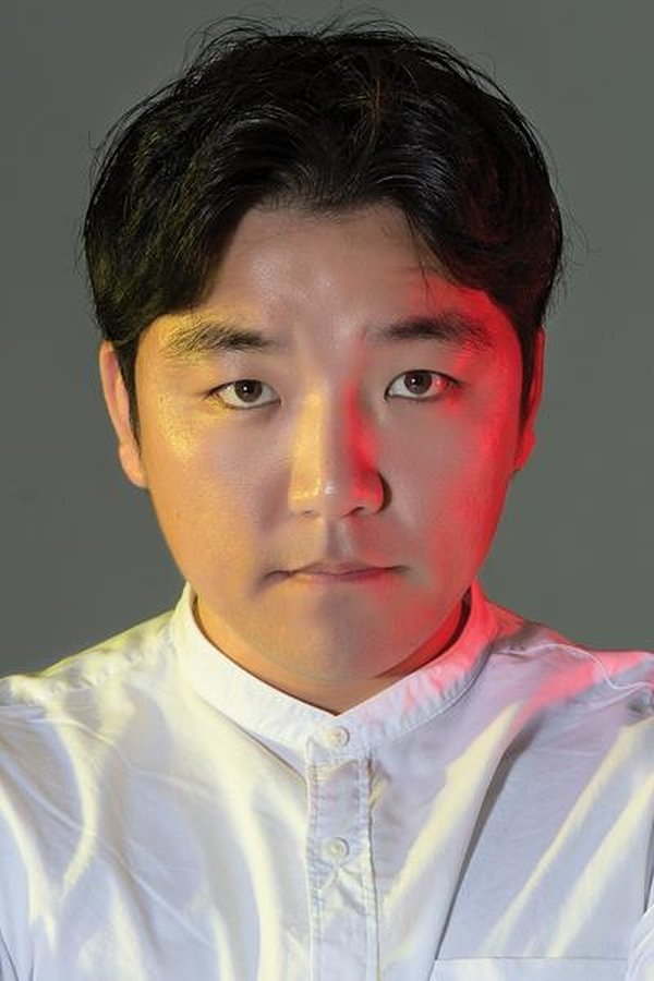 Kim Hun's headshot