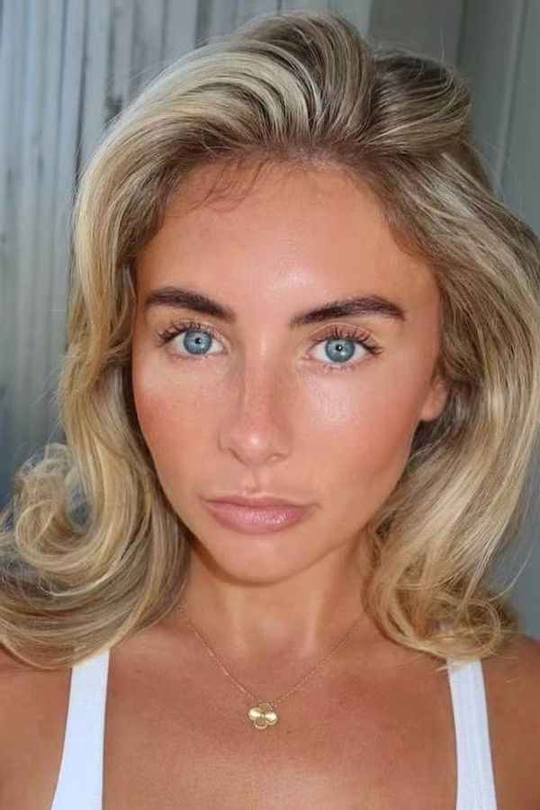 Bonnie Blue's headshot