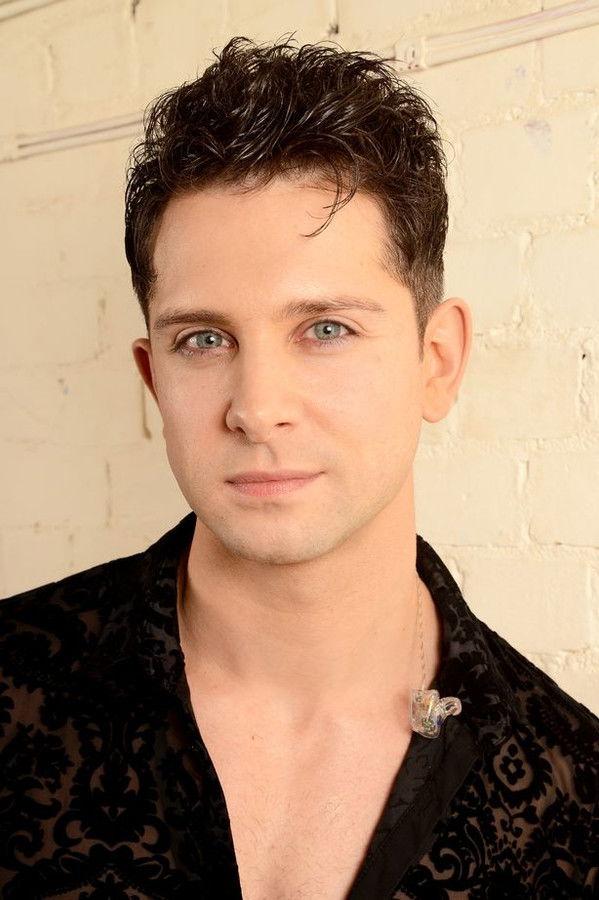 Ross William Wild's headshot