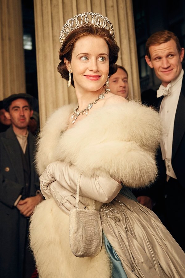 The Crown – S01E05 – Fumo negli occhi