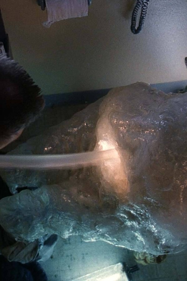 X-Files – S06E13 – Agua mala