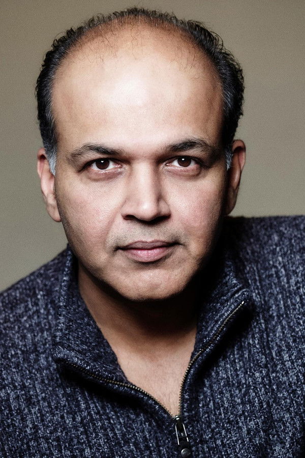 Ashutosh Gowariker's headshot