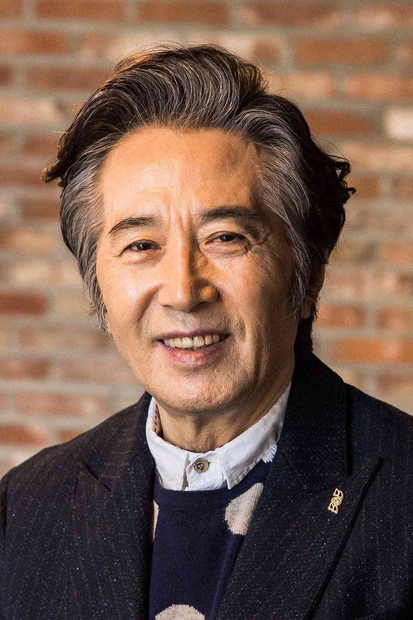 Baek Yoon-sik's headshot