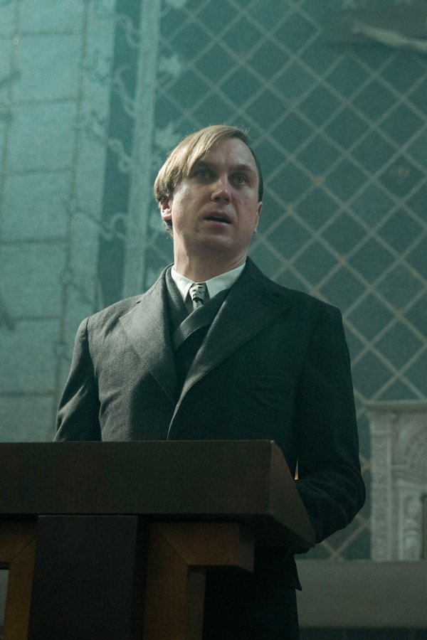 Babylon Berlin – S02E07 – Episodio 7