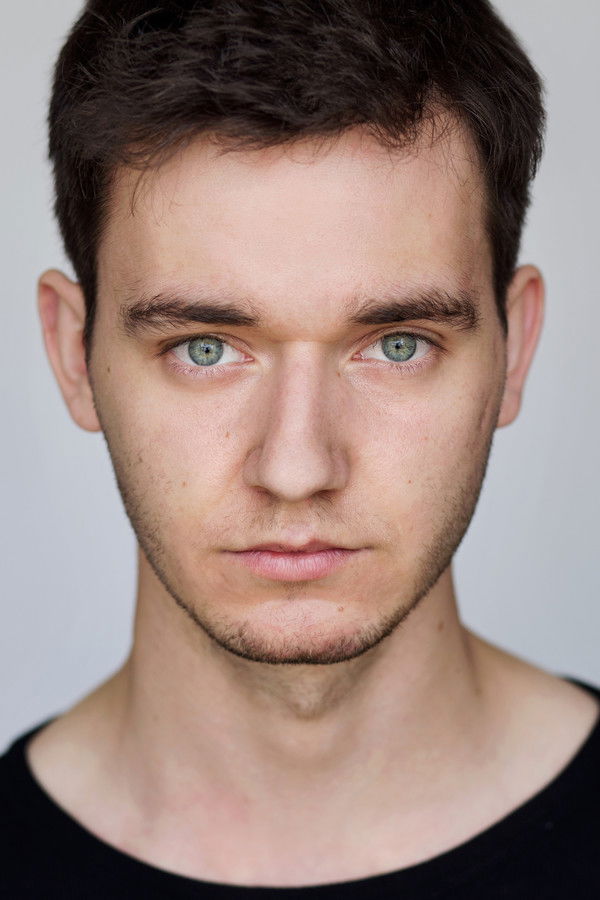 Bart Suavek's headshot