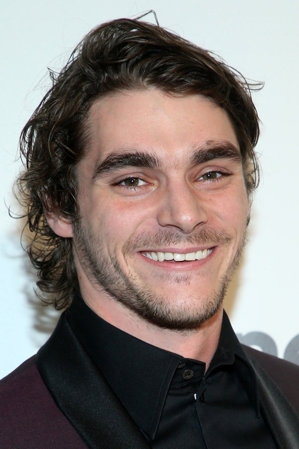 RJ Mitte's headshot