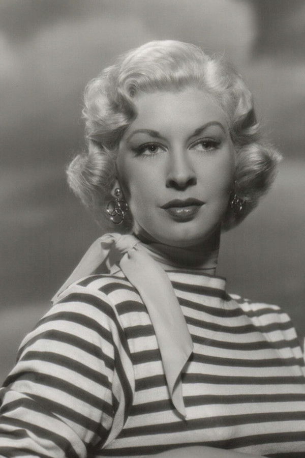 Carol Kelly's headshot