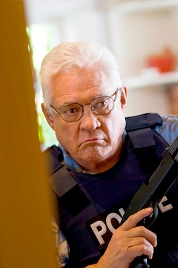 Major Crimes – S04E01 – Una rosa è una rosa