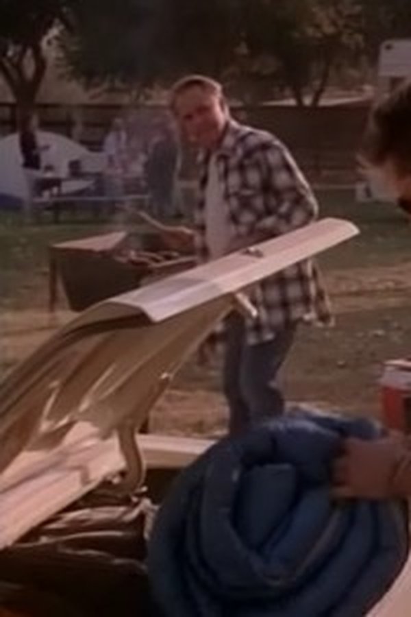 Beverly Hills 90210 – S04E12 – Episodio 12
