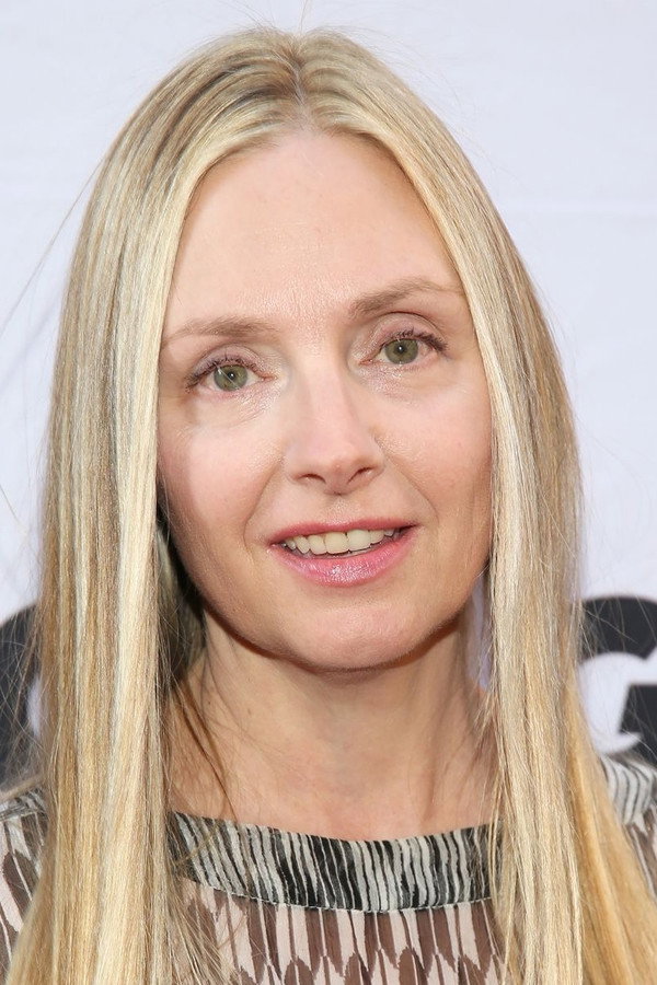 Hope Davis's headshot