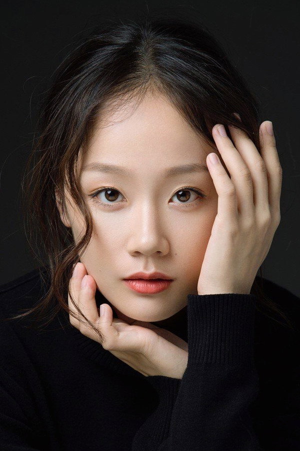 Zhang Xinyi's headshot