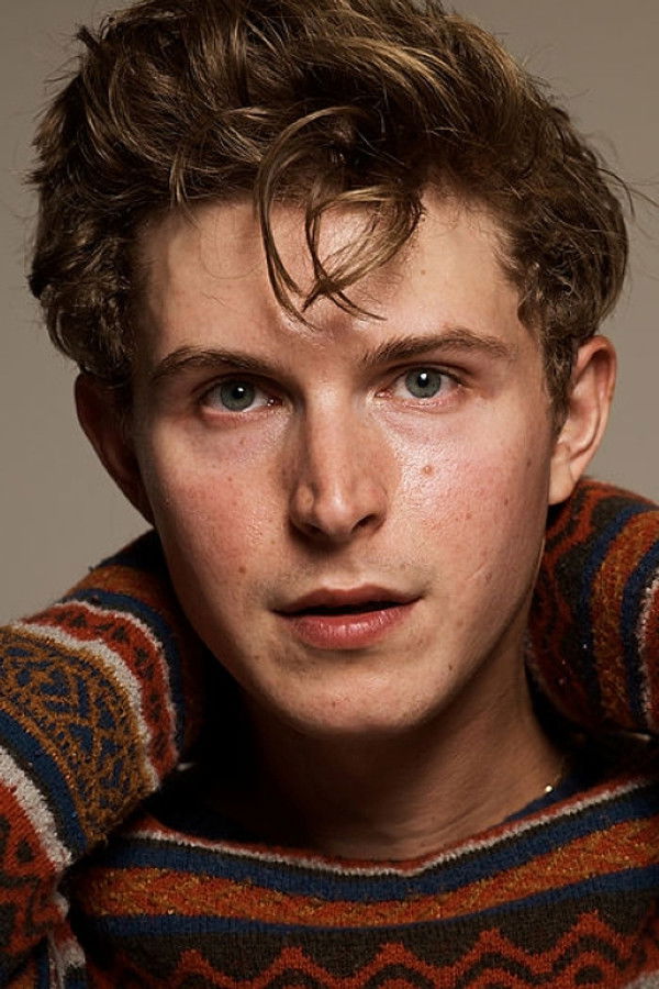 Johnny Berchtold's headshot