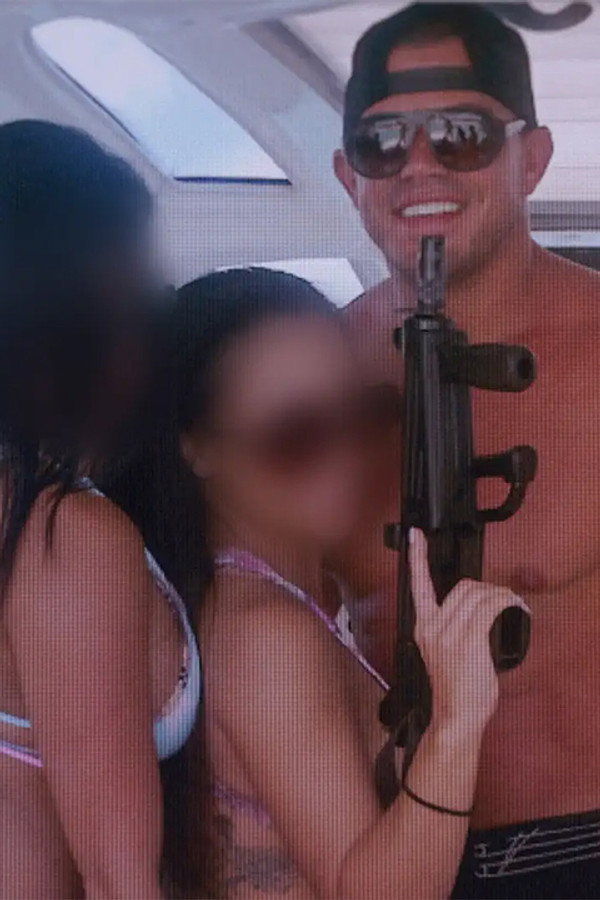 O Quarterback da Cocaína: Jogando para o Cartel