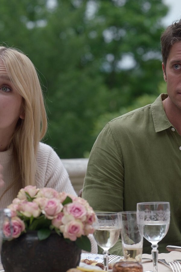 Emily in Paris – S02E08 – Problemi di Champagne