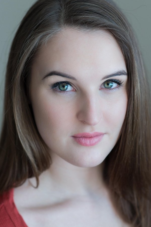 Ava Darrach-Gagnon's headshot