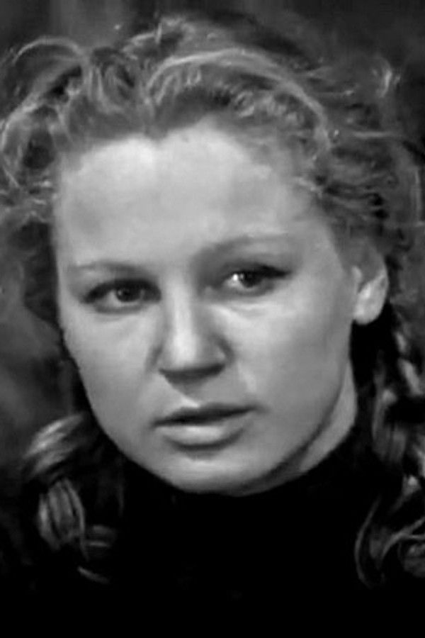 Galina Kindinova's headshot