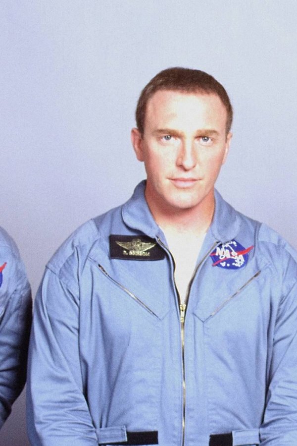Dalla Terra alla Luna – S01E02 – Apollo 1