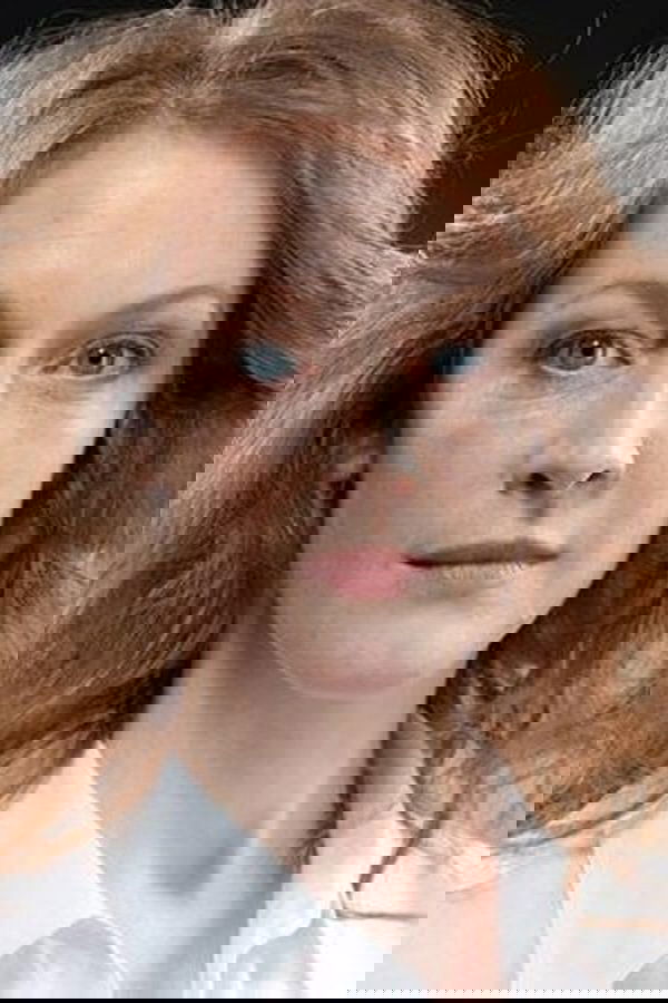 Sarah Pratt's headshot