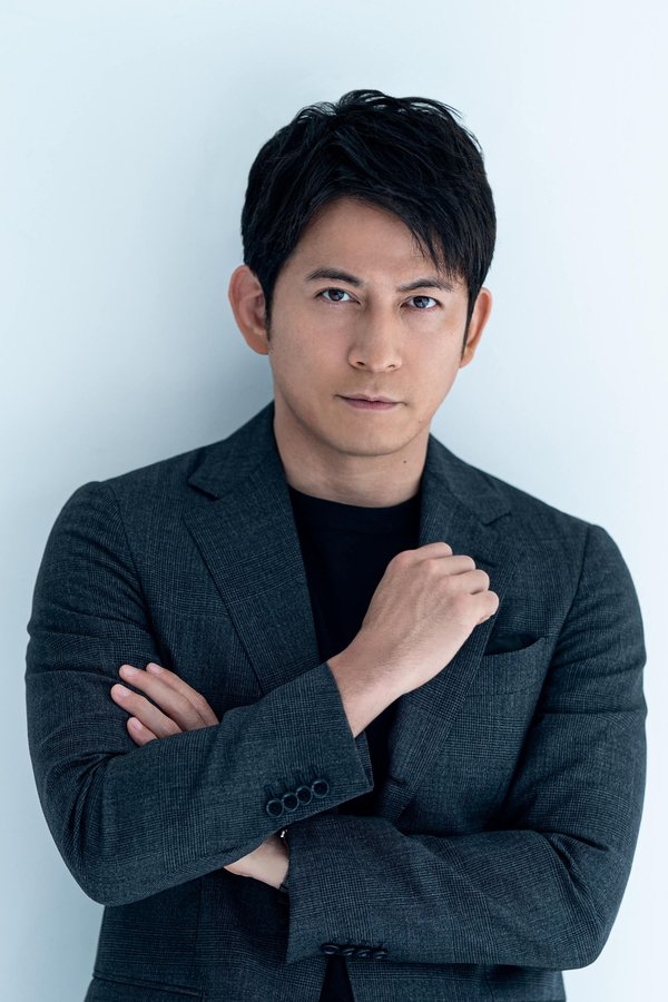 Junichi Okada's headshot