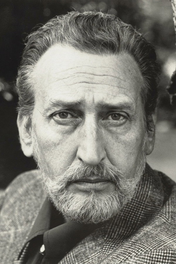 Kay E. Kuter's headshot
