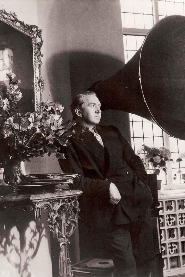 Brian Desmond Hurst's headshot