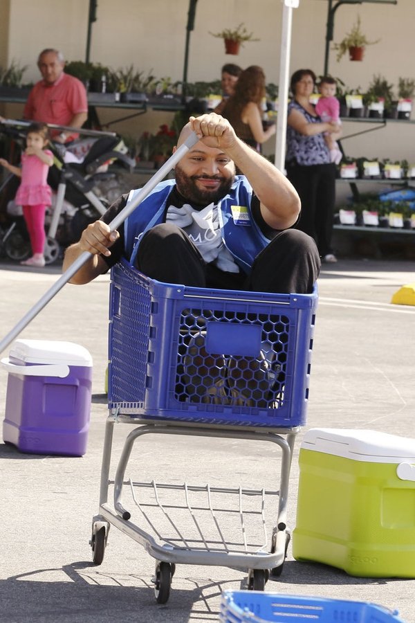 Superstore – S01E01 – Benvenuti al Cloud9