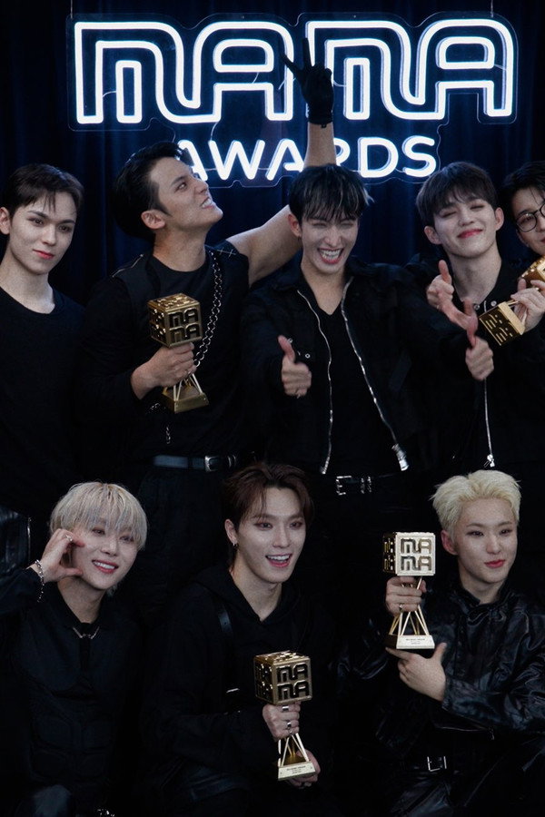 Seventeen Our Chapter [L]
