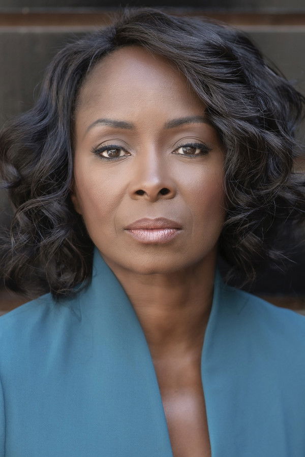 Crystal R. Fox's headshot