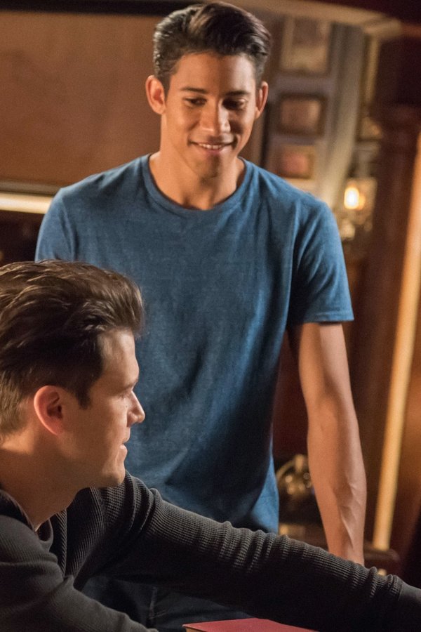DC’s Legends of Tomorrow – S03E13 – Non è un paese per Vecchi Papà