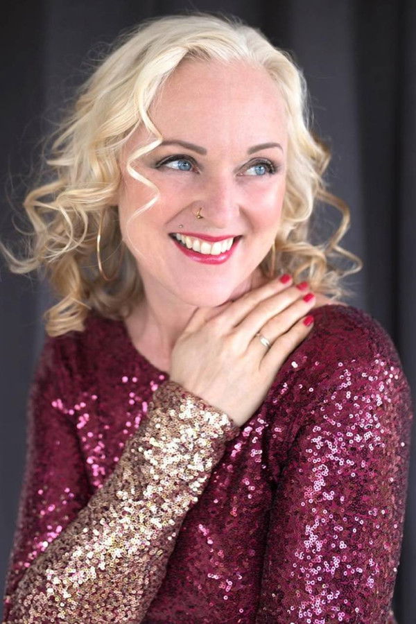 Liv Kristine's headshot