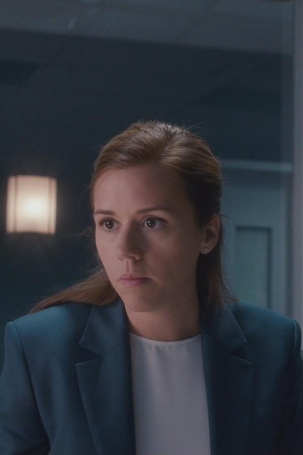 Private Eyes – S05E04 – Episodio 4