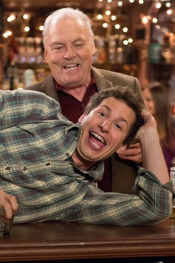 Brooklyn Nine-Nine – S01E08 – Vecchia scuola