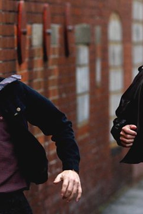 Ashes to Ashes – S03E04 – Episodio 4