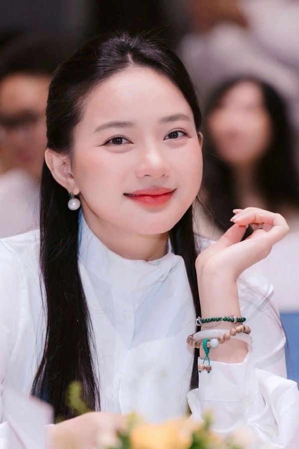 Phan Nhu Thao's headshot