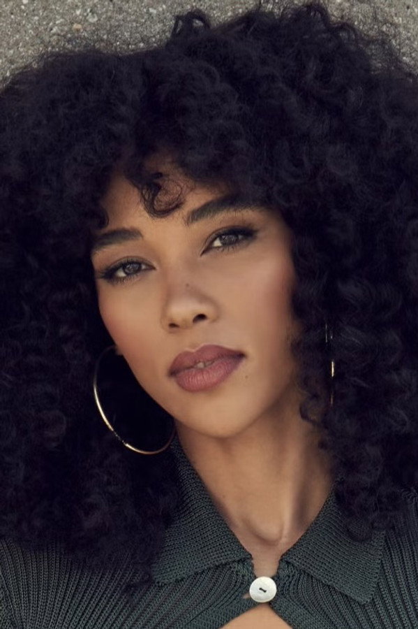 Alexandra Shipp's headshot