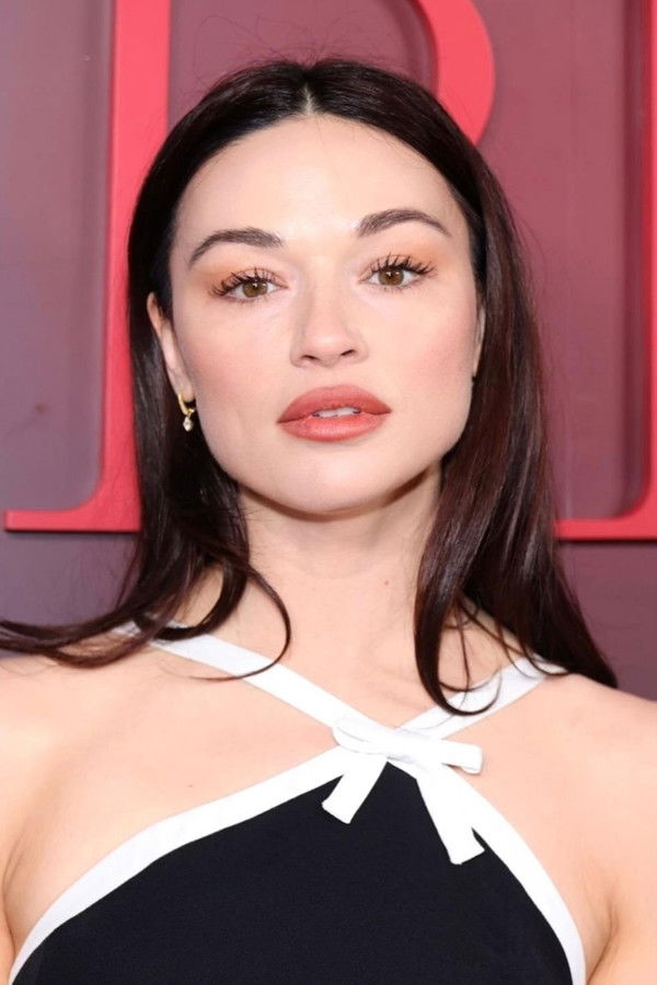 Crystal Reed's headshot