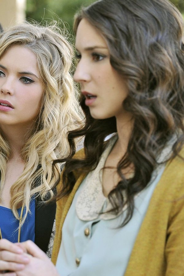 Pretty Little Liars – S02E24 – Se queste bambole potessero parlare