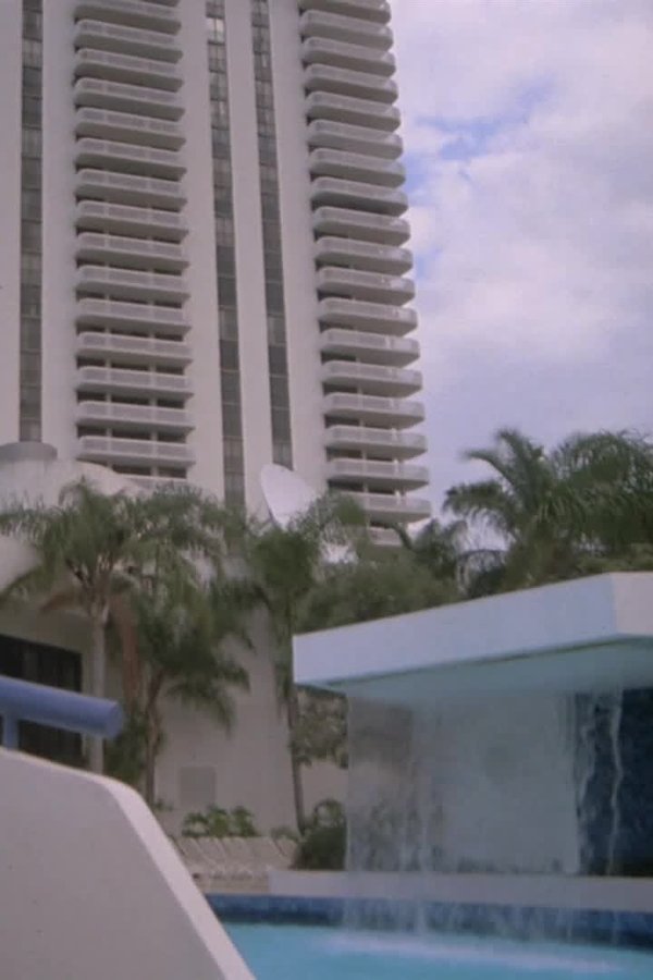 Miami Vice – S05E15 – Episodio 15