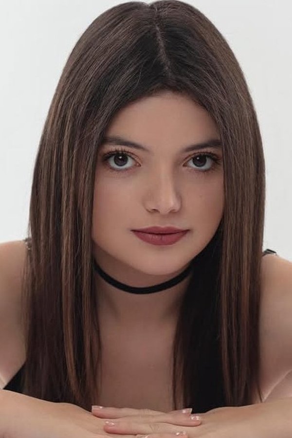 Sara Pinzón's headshot