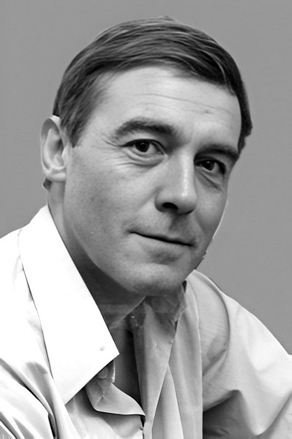 Michael Jayston's headshot