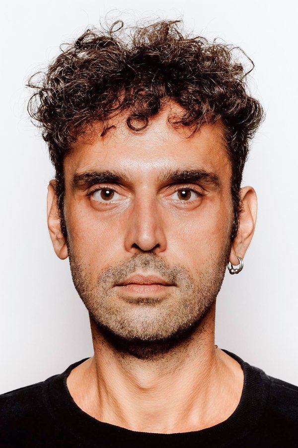 Özgün Çoban's headshot