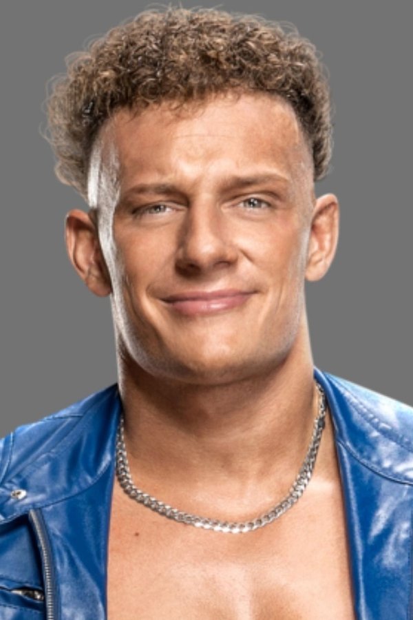 Mitchell Lavalley's headshot